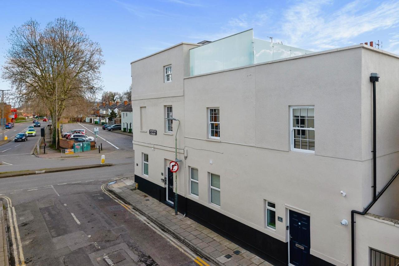 The Honeycomb By Fortuna Apartment Cheltenham